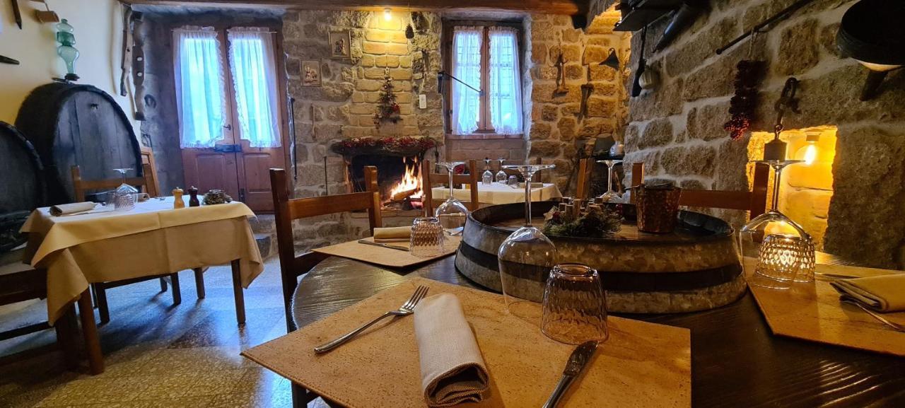טמפיו פאוזניה Al Vecchio Corso B&B מראה חיצוני תמונה