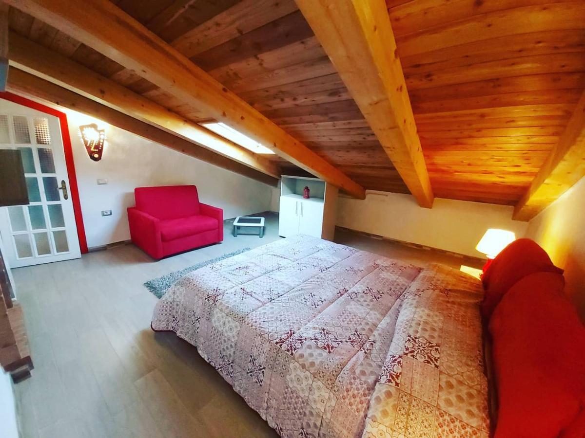 טמפיו פאוזניה Al Vecchio Corso B&B מראה חיצוני תמונה
