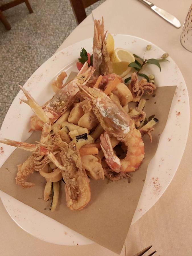 טמפיו פאוזניה Al Vecchio Corso B&B מראה חיצוני תמונה